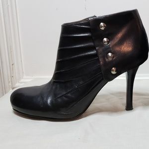 Size 7 Nine West Booties